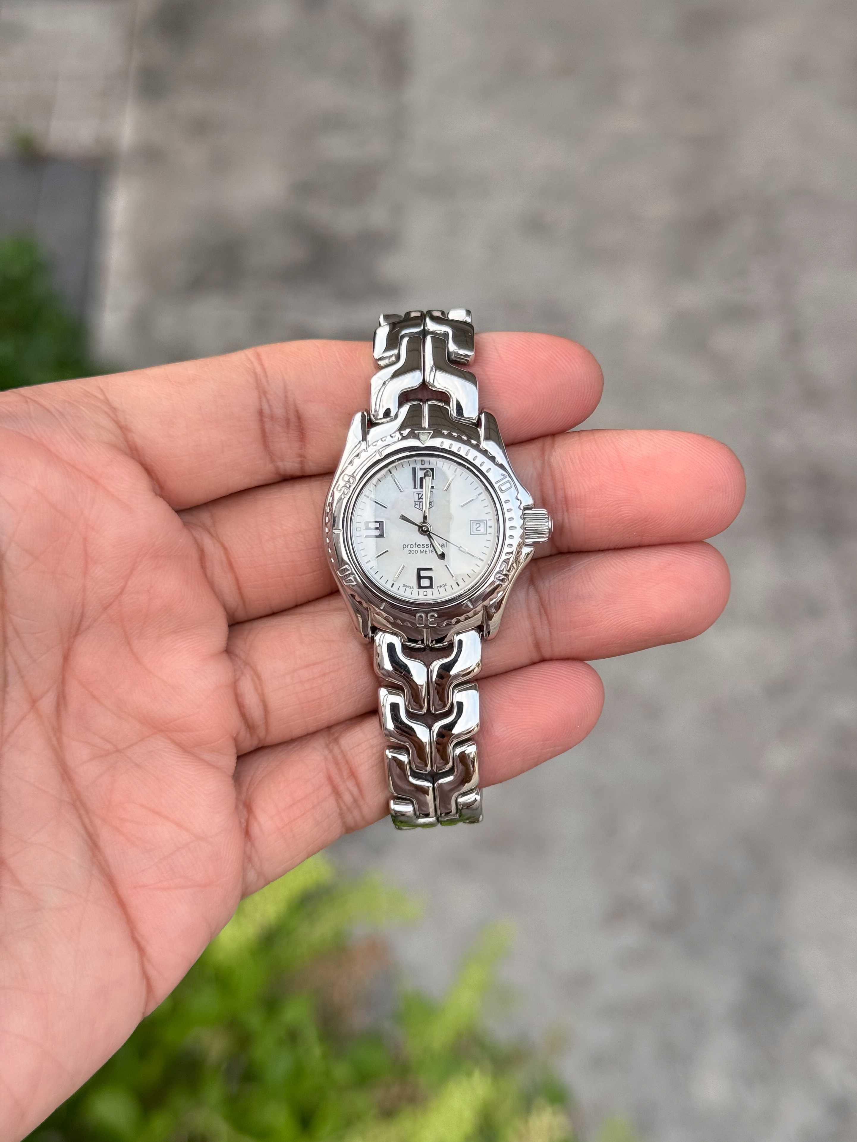 Tag Heuer Link G1 Lady Size Quartz หน้ามุกขาว