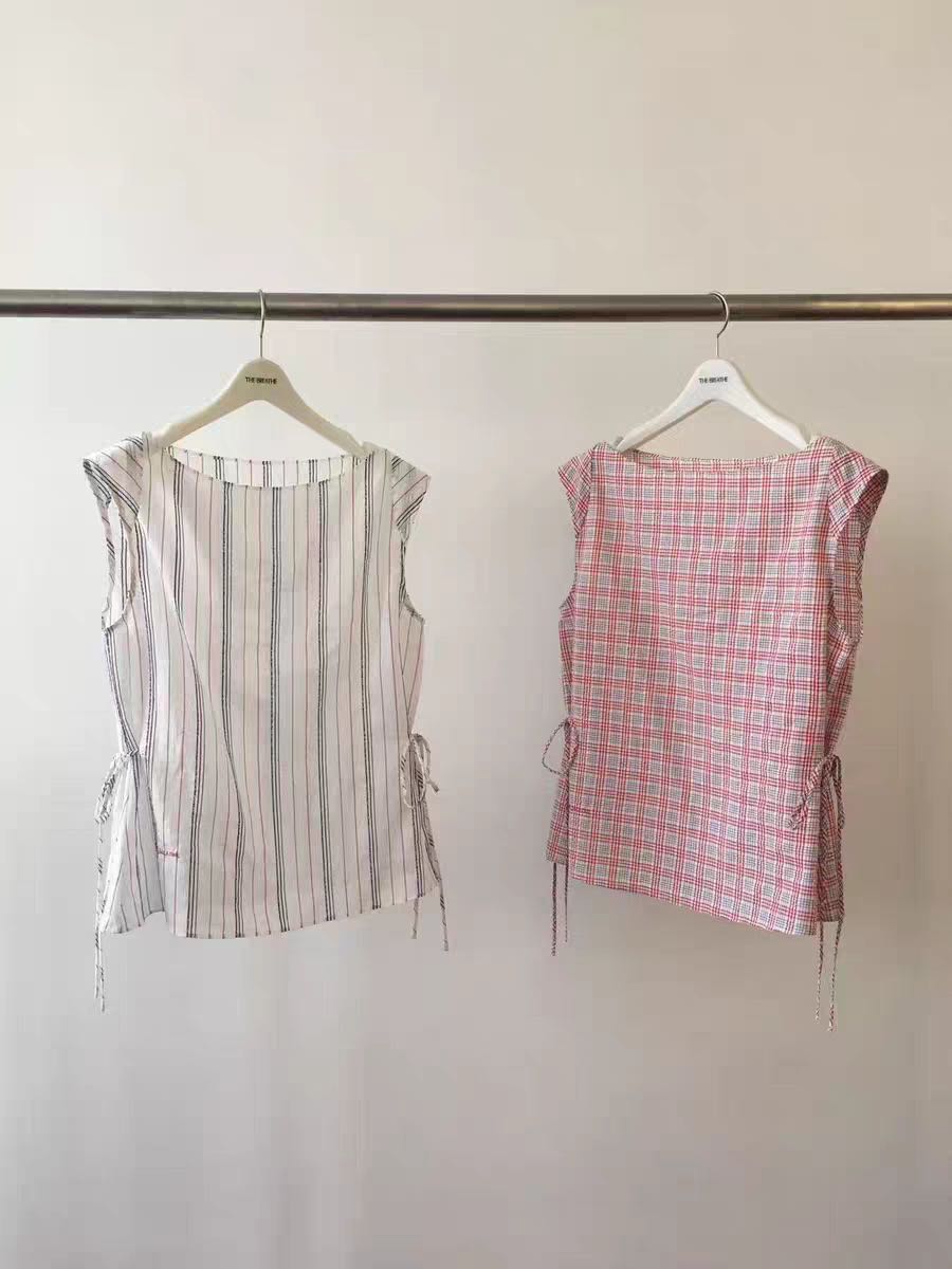 The Breathe Side-Tie Plaid & Stripe Tank Top 🇰🇷 Pre-order 15 วัน | เสื้อลายสก็อตผูกเอวข้าง