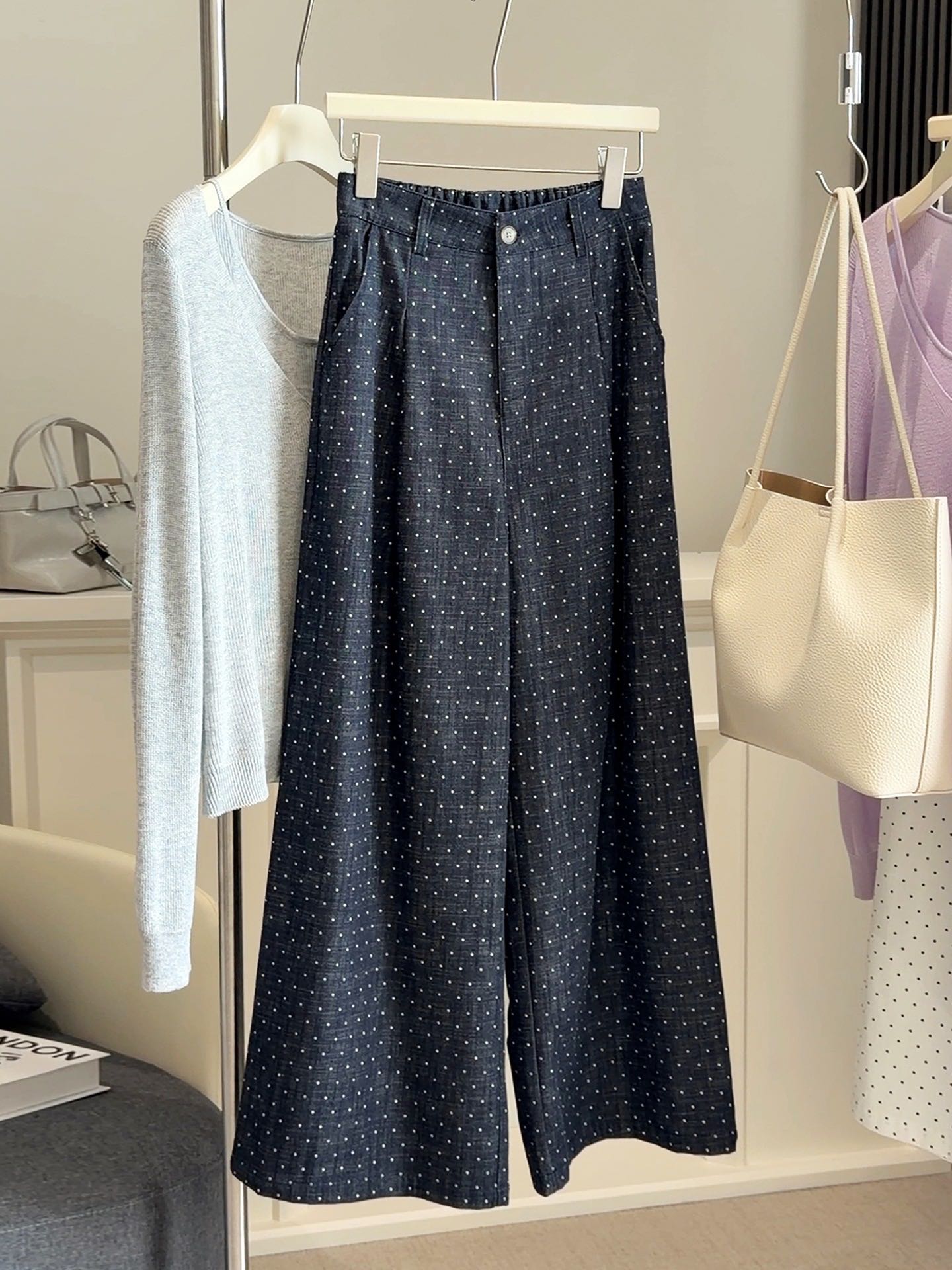 #BJpolkadotPants260220 (690THB)