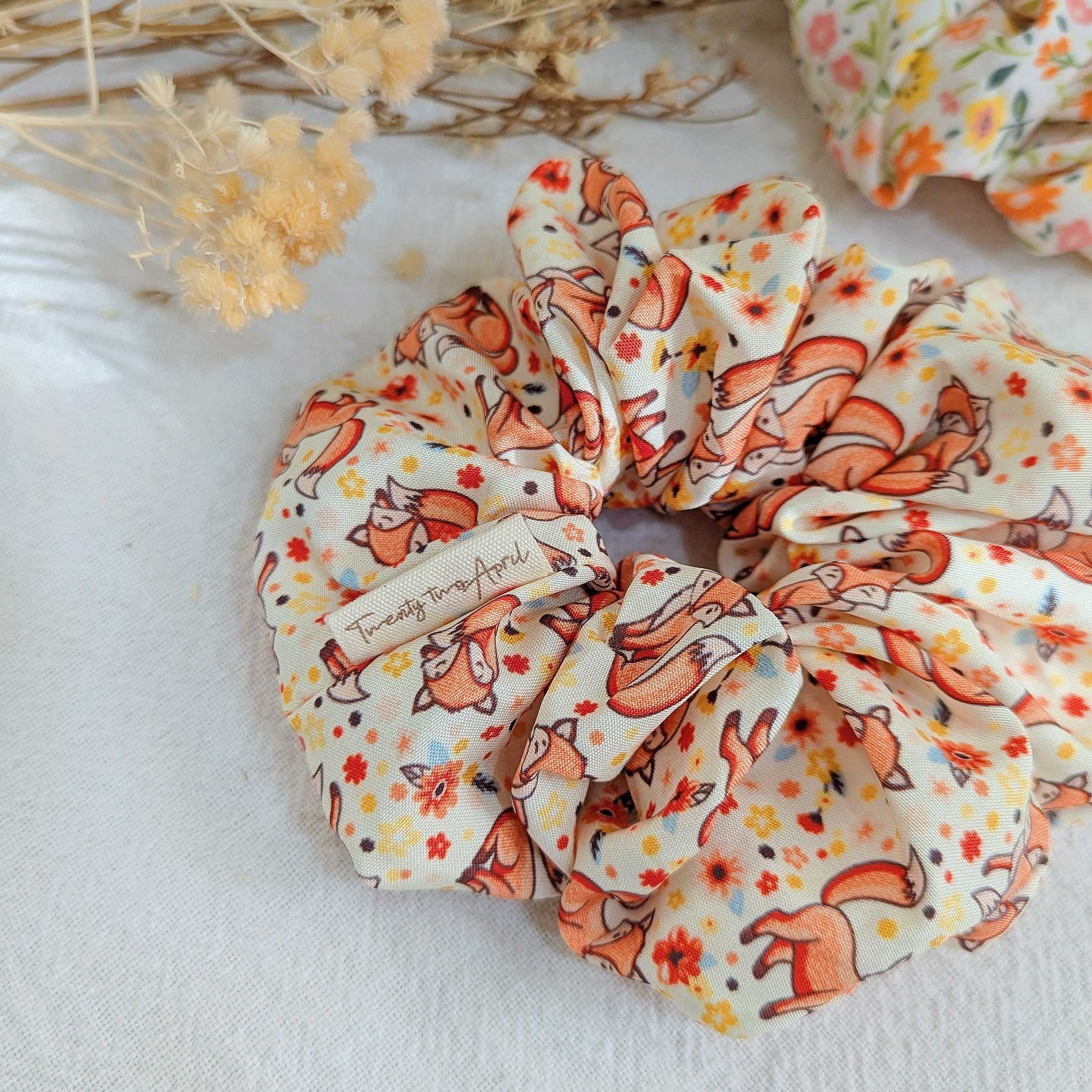 Flower Scrunchie ยางมัดผม (No.30)