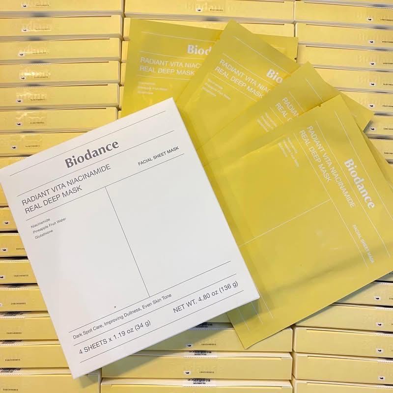 Biodance Radiant Vita Niacinamide Real Deep Mask (1กล่อง/บรรจุ4แผ่น)