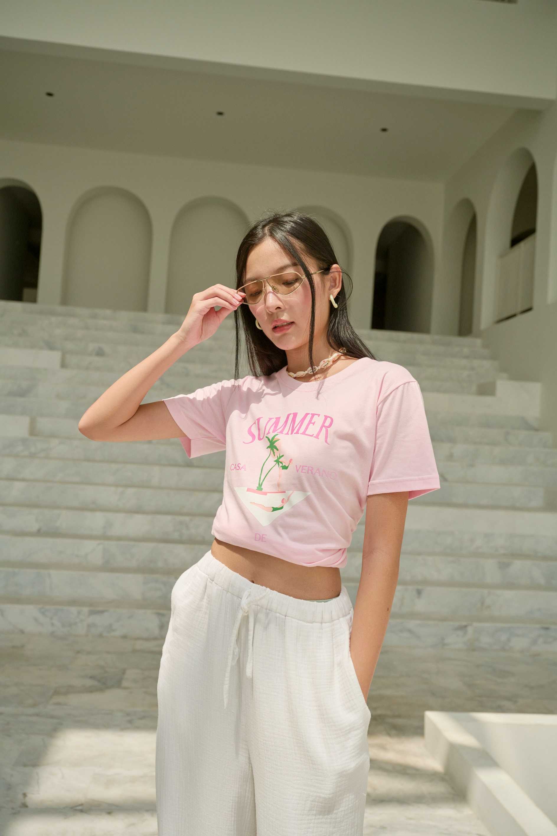 Casa De Verano Rosa T-shirt