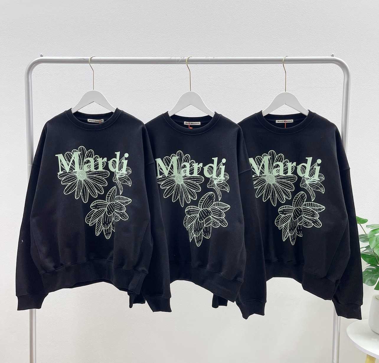 Mardi Triple Flower Sweatshirt (Black/mint)