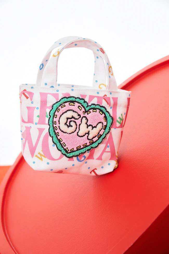GENTLEWOMAN HEART MICRO TOTE ใบจิ๋ว สวยจึ้ง  แท้ 💯จาก shop ✅