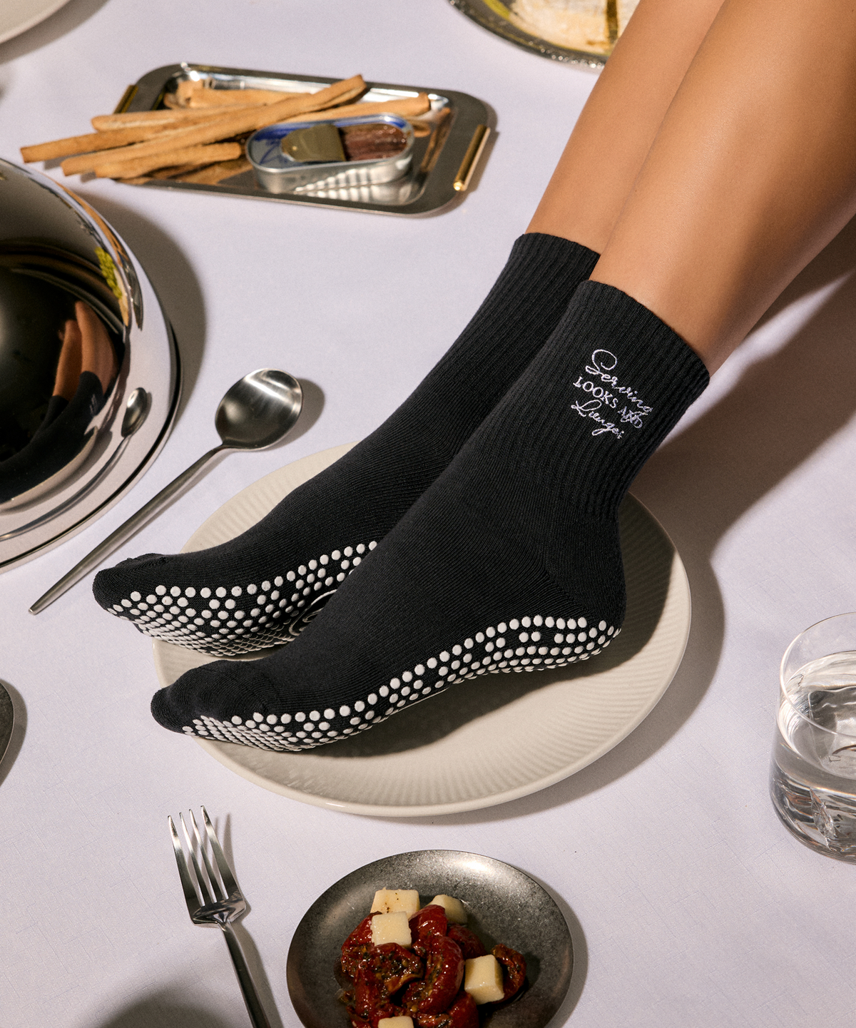 Crew Grip Socks - Looks & Lunges  | ถุงเท้าพิลาทิส MoveActive