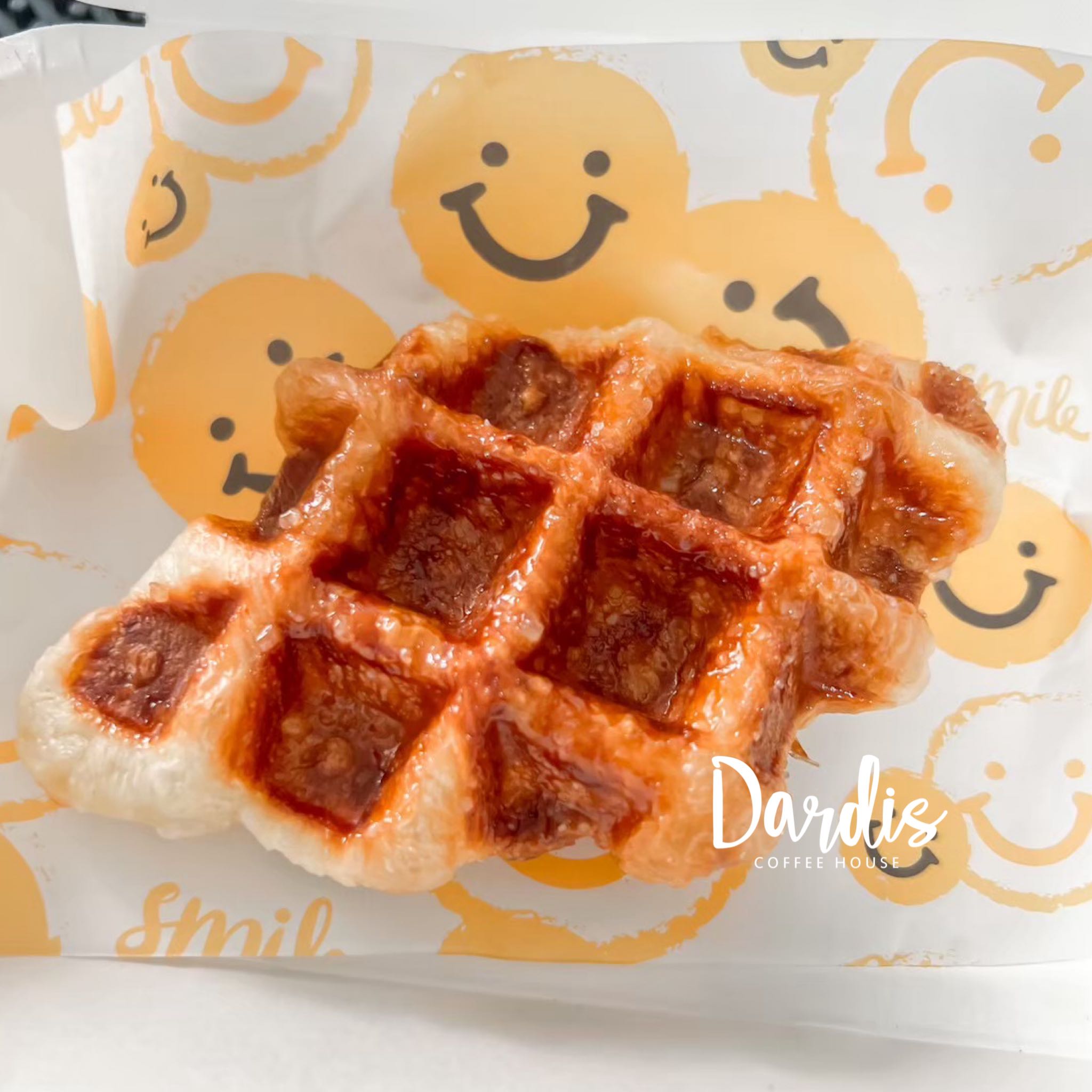 ครอฟเฟิล เคลือบน้ำตาลคาราเมล (Caramel sugar and truffle cream)