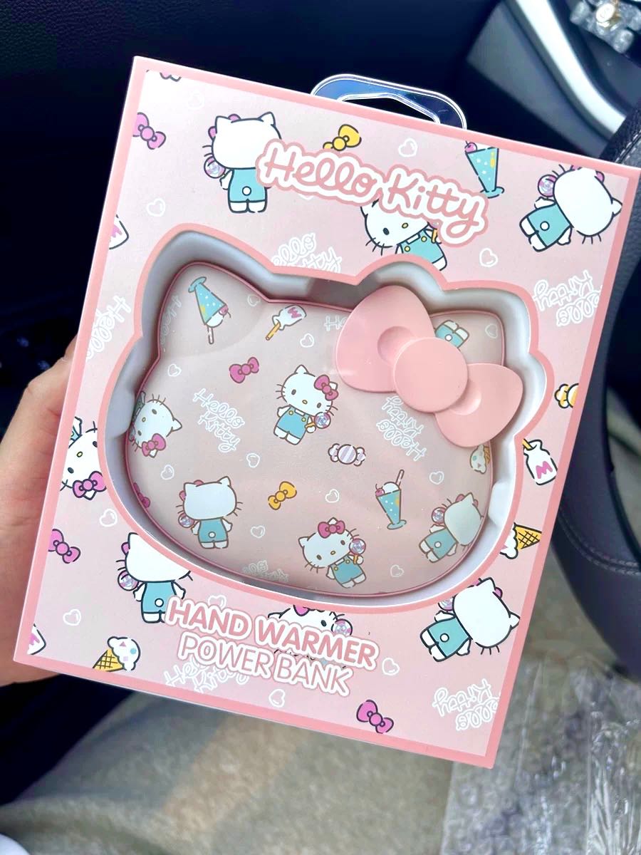 Hello Kitty Power Bank💖🎀 (pre)