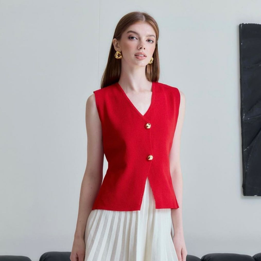 Margo Knit Vest - Red