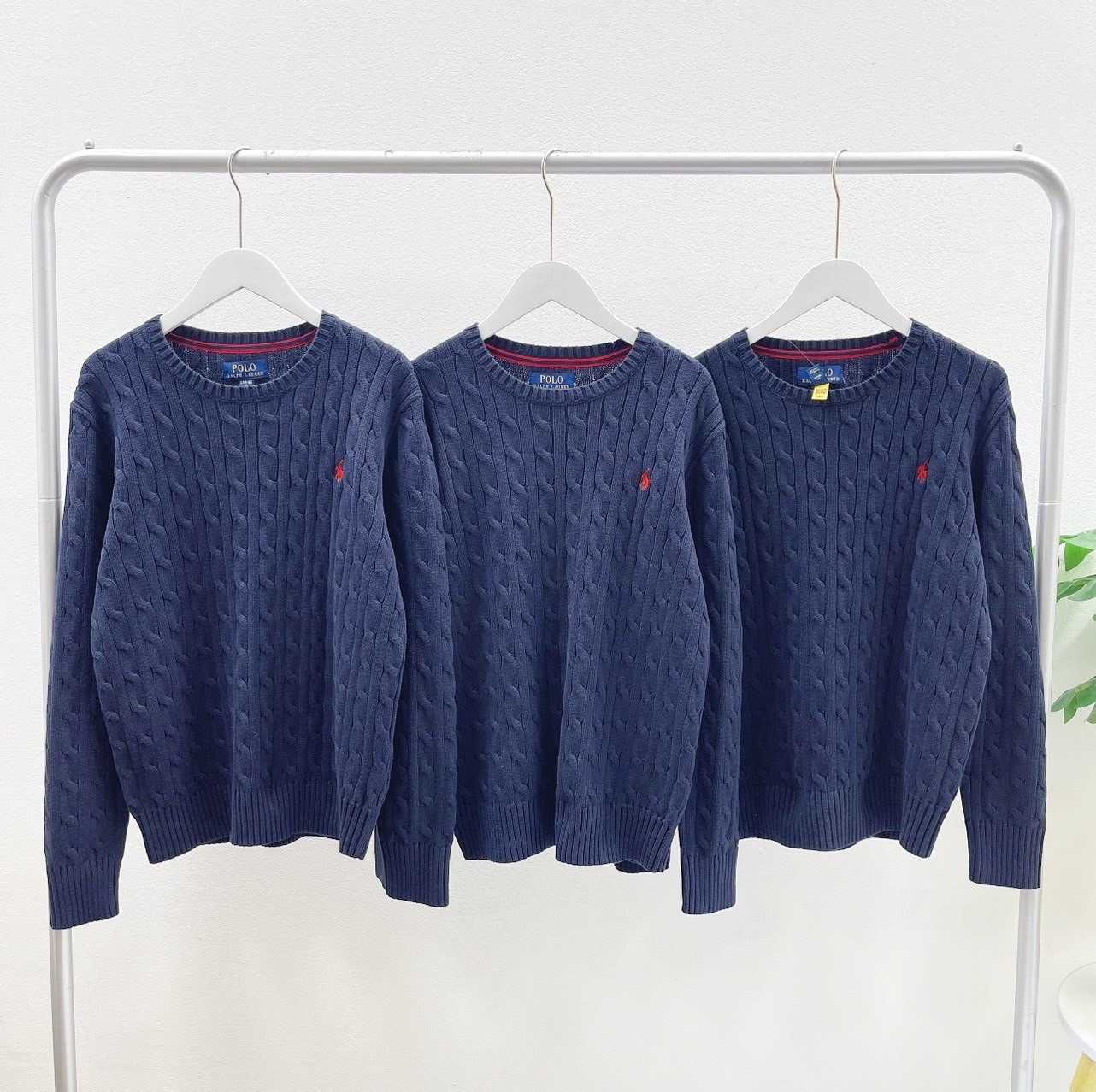 Ralph Launre Cable Knit Cotton Sweater (Navy)