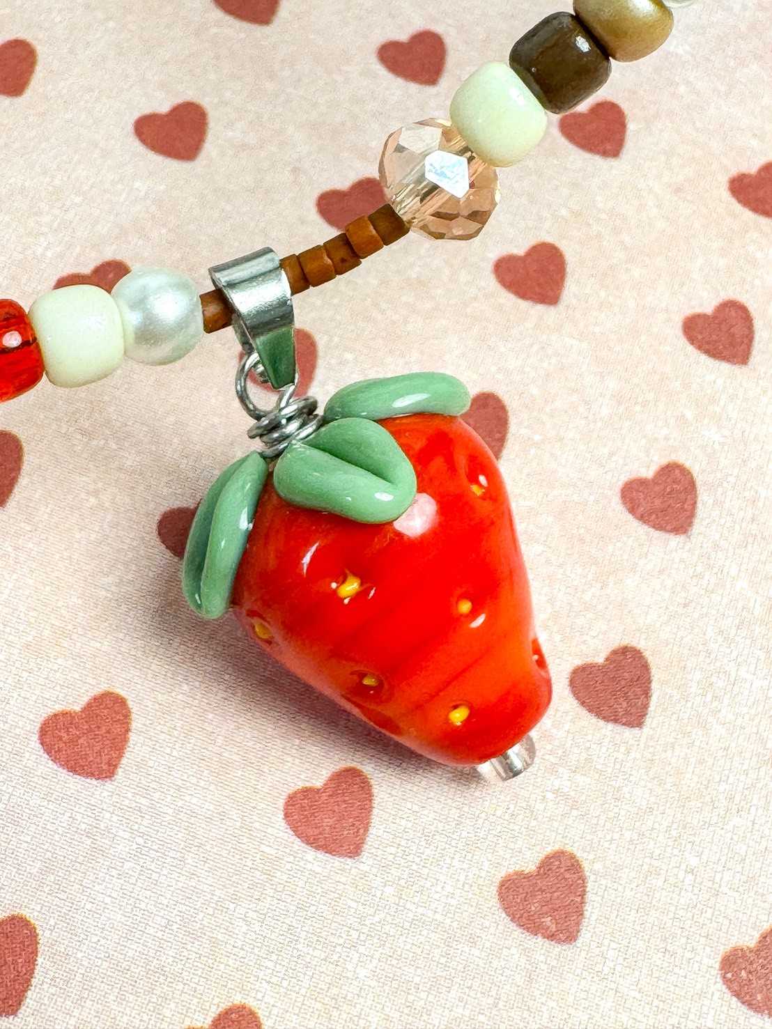 Strawberry Chocolate Beads จี้รูปสตรอเบอรี่สด : Flavor Tale Collection