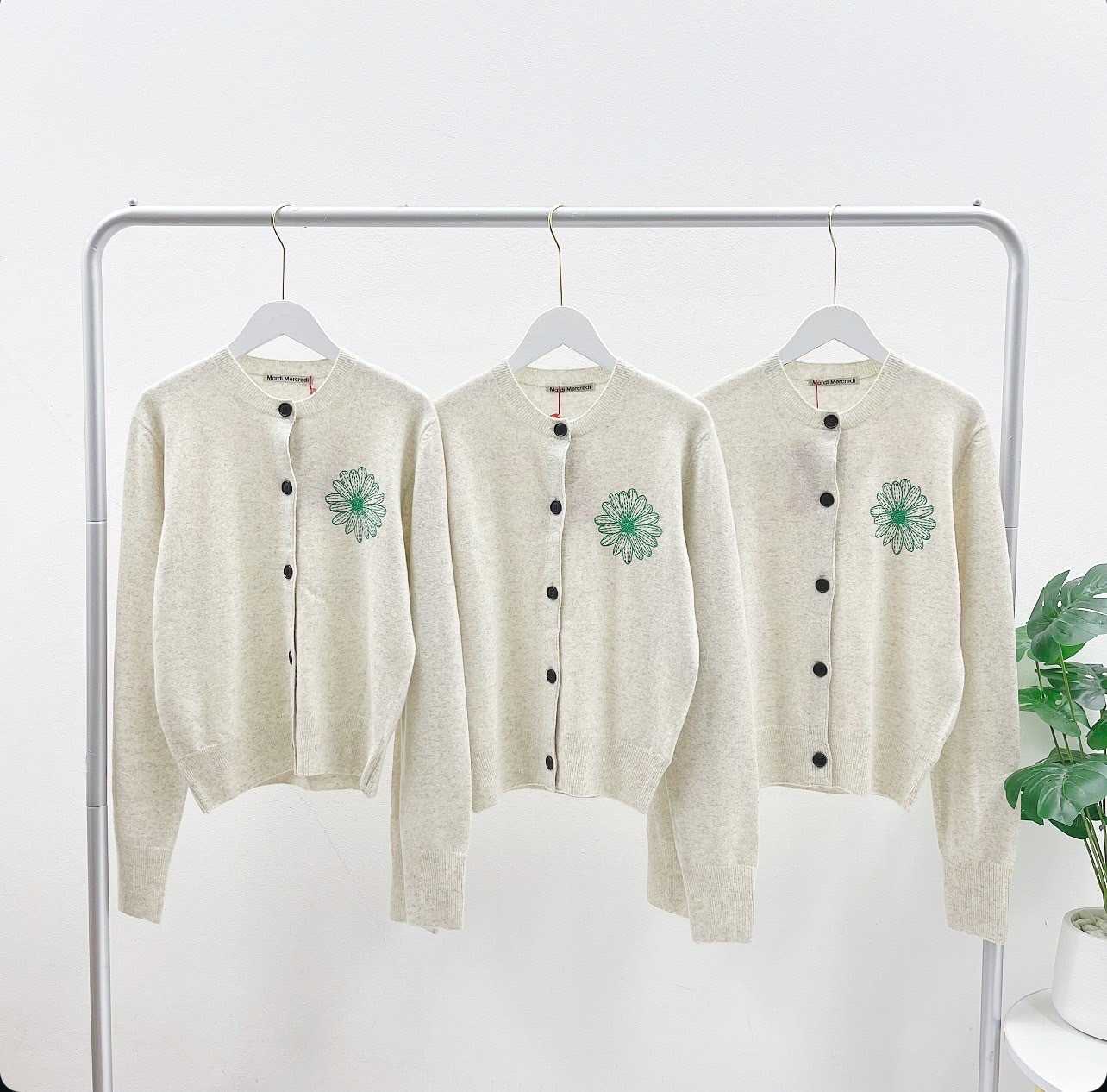 Mardi Cardigan Round Neck (Ivory Green)
