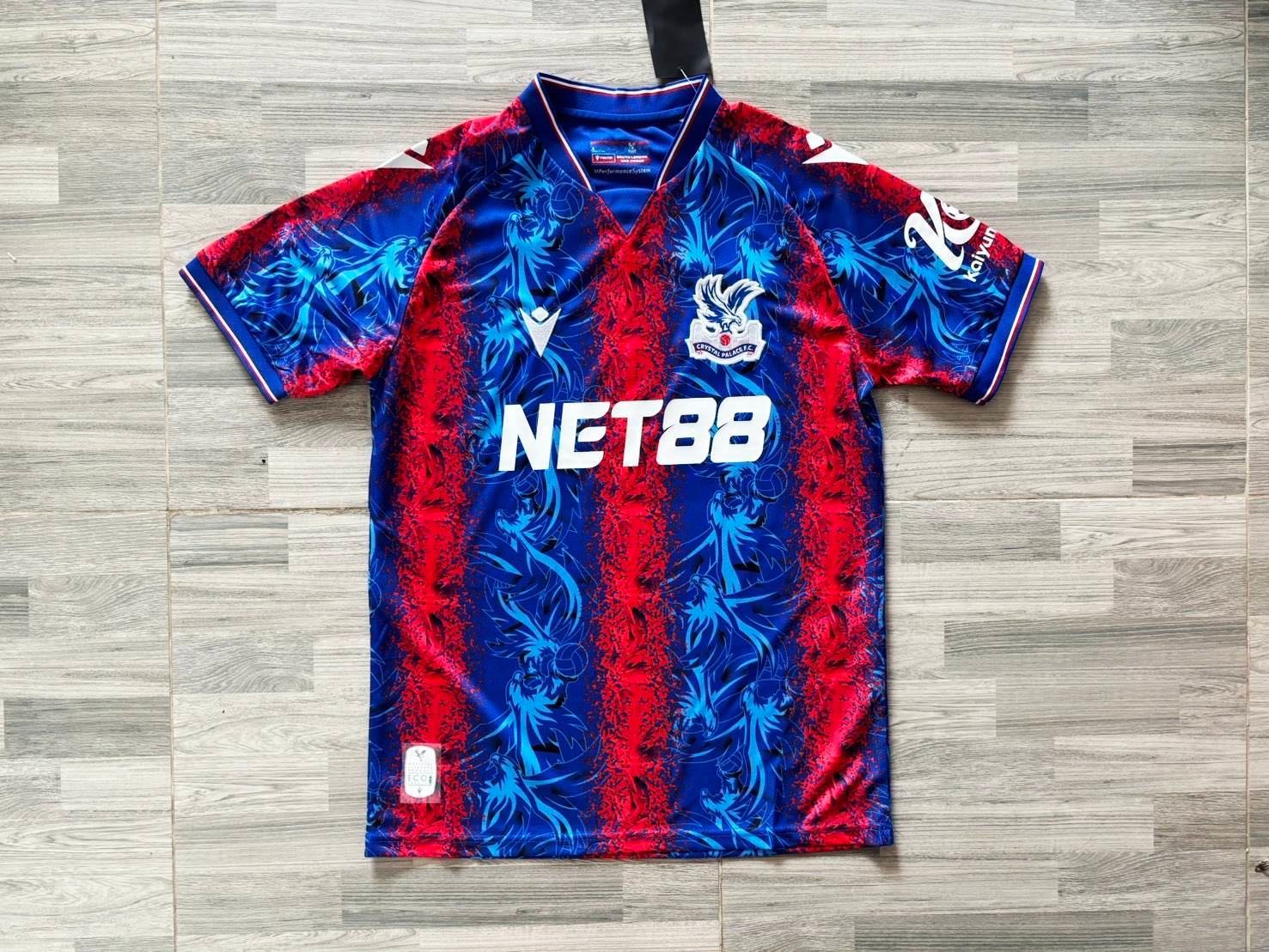 เสื้อฟุตบอลคริสตัล พาเลช เกรดแฟนบอล 2024