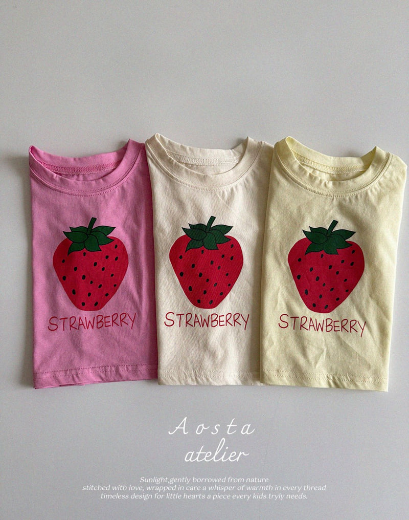 Strawberry Tee (pre-order)