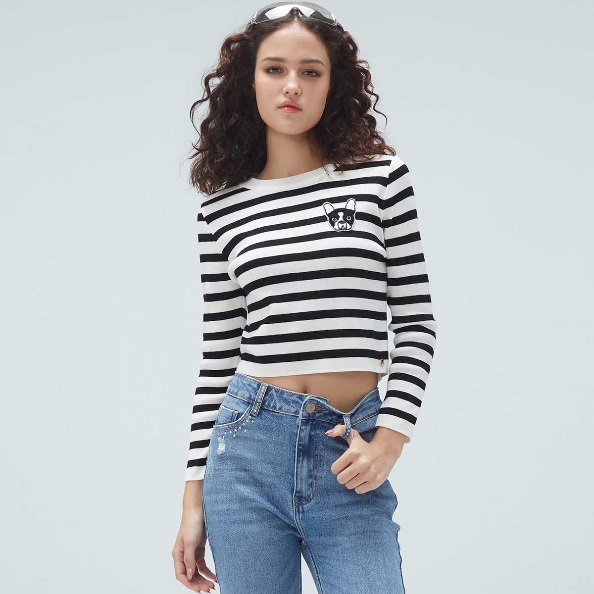 เสื้อสเวตเชิ้ตเฟรนช์ชี่ลายตาราง | Frenchie Stripe Sweatshirt | 06152