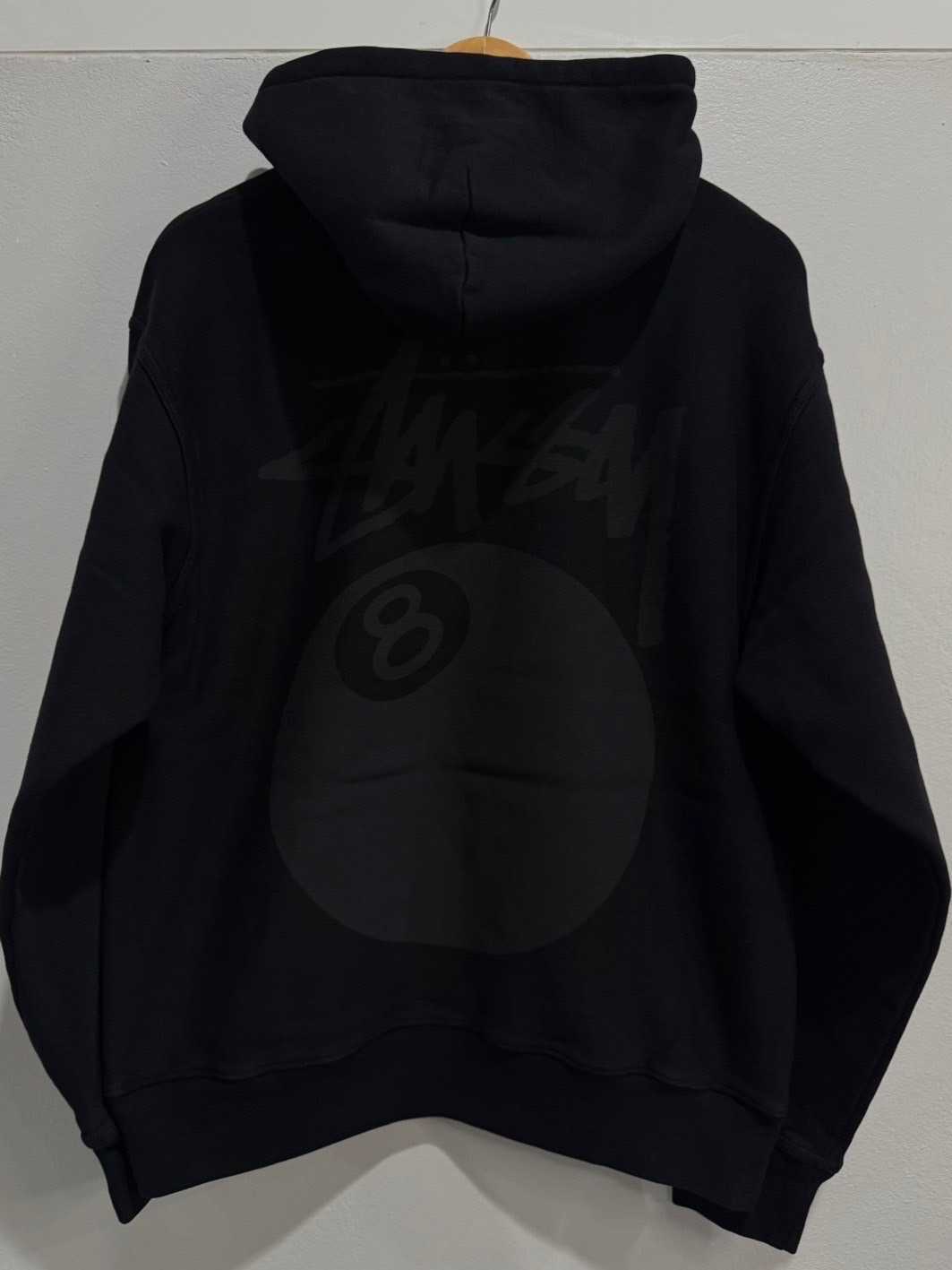 STÜSSY 8 BALL PIG. DYED HOOD BLACK ( US🇺🇸 )