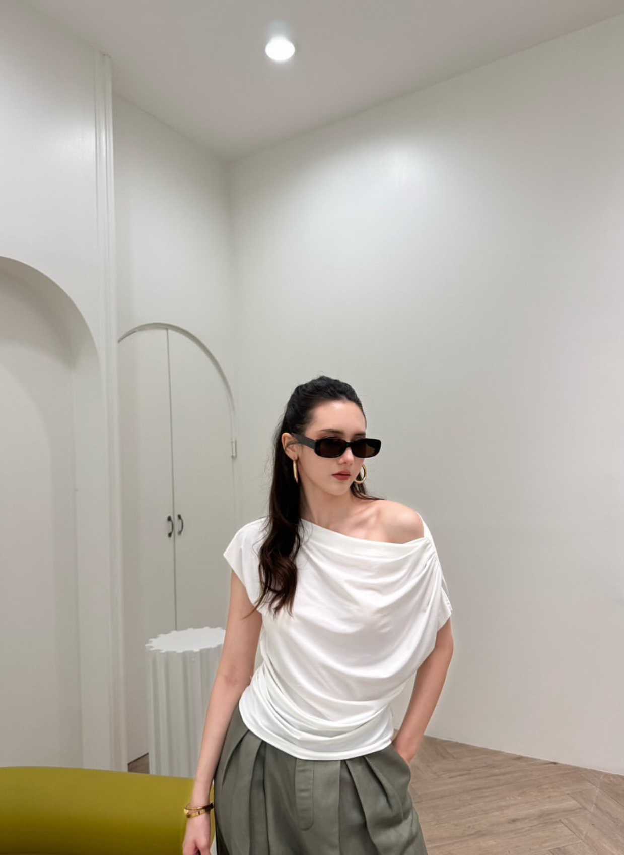 Olivia Top เสื้อยืดไหล่ตก เสื้อยืดผู้หญิง เสื้อยืดไหล่ปาด