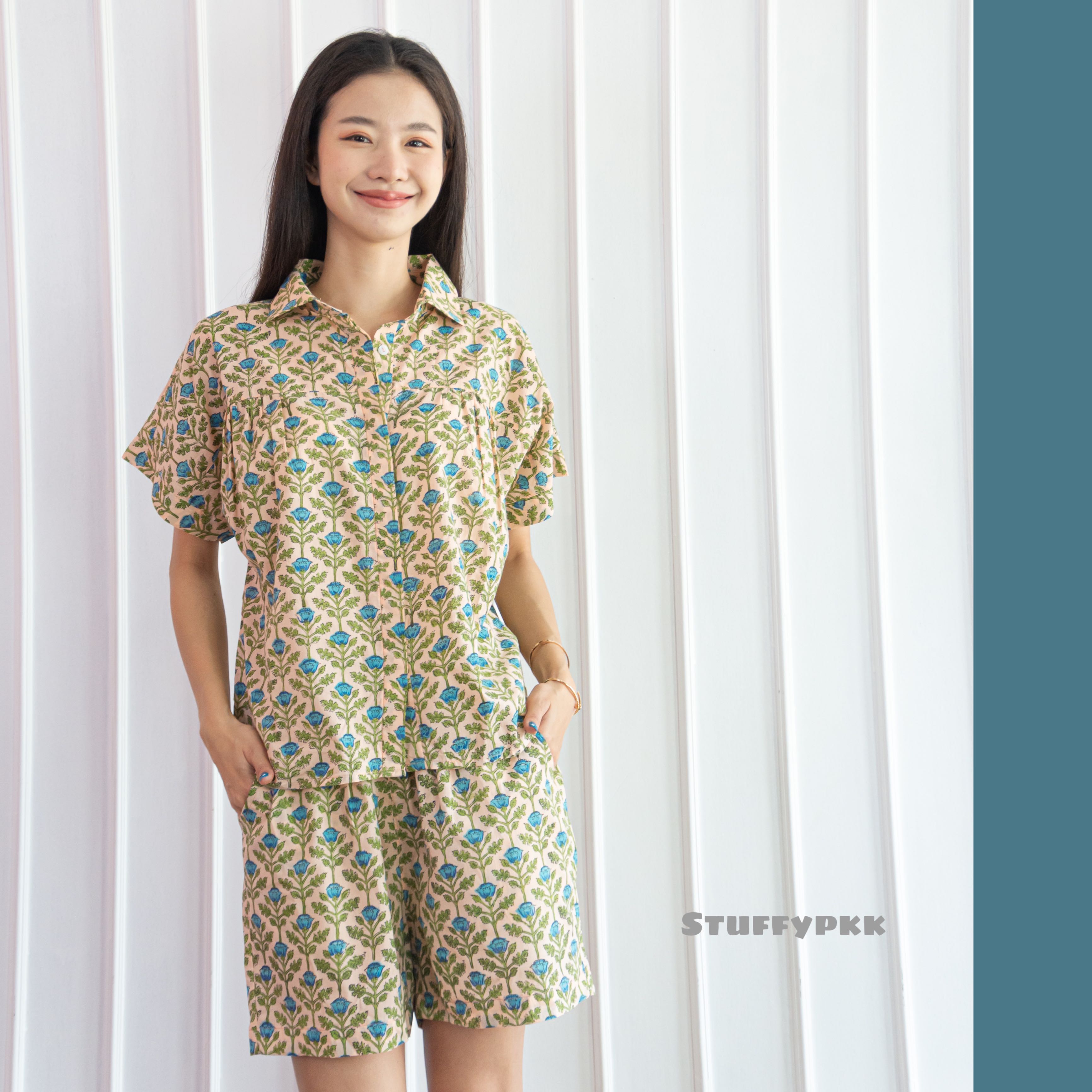 𝐂𝐨𝐬𝐦𝐨 𝐬𝐡𝐢𝐫𝐭 𝐬𝐞𝐭 สีครีมดอกฟ้า💠