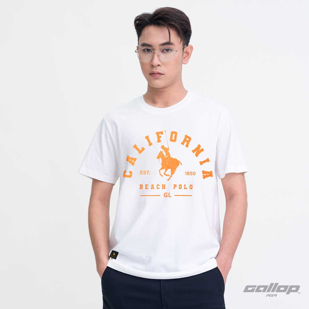 GALLOP : Graphic Tee เสื้อยืดพิมพ์ลาย ผ้าคอตตอนผู้ชาย รุ่น GT9176 สี White Yellow / ราคาปกติ 890.-