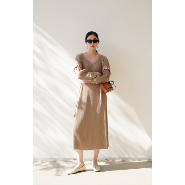 ปรับราคาลง!! 2MUAY รุ่น GJO5212 เดรสพลีทคุณภาพ THICK V NECK TWO TONE PLEATED DRESS 6 สี FREE SIZE
