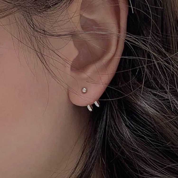 [พร้อมส่ง] ⛓️🩶 ต่างหูทรงมินิมอล ออกแบบได้เก๋ไม่ซ้ำใครเลยค่ะ | QE069