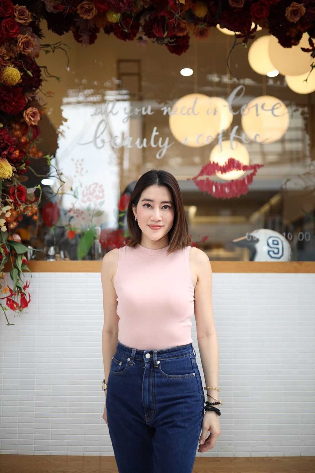 P02 แขนกุด สีชมพู ไซส์ S