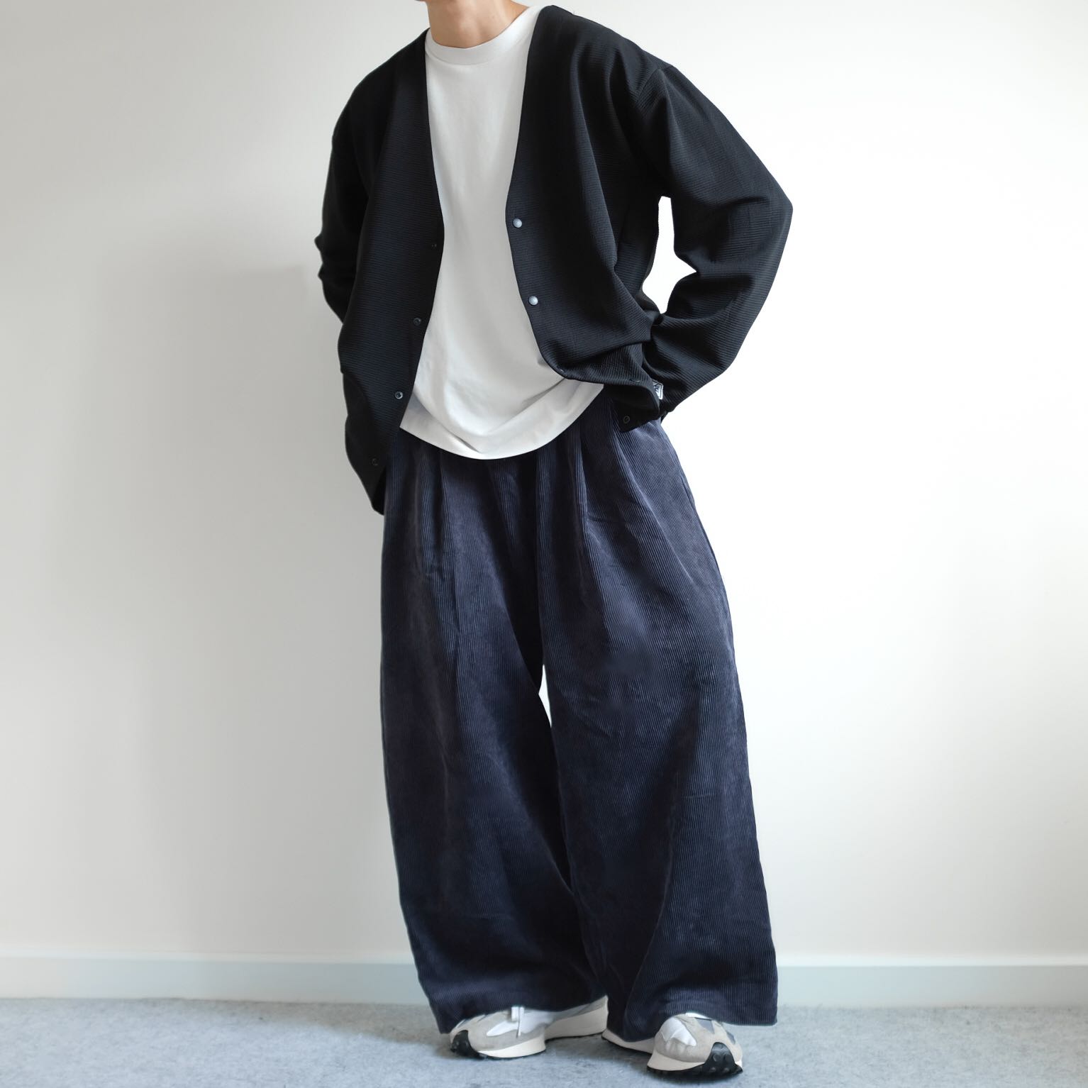 EARTH  Relaxed Oversized Wide Legs Pants 