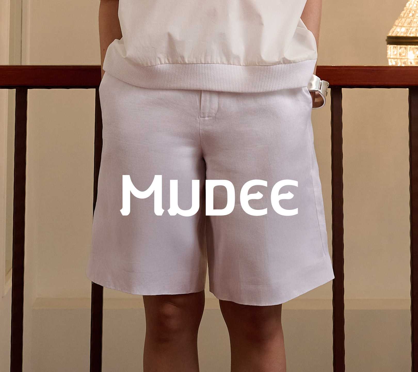 กางเกงขาสั้นลินินสามส่วน สีขาว Luxe Linen Shorts Black
