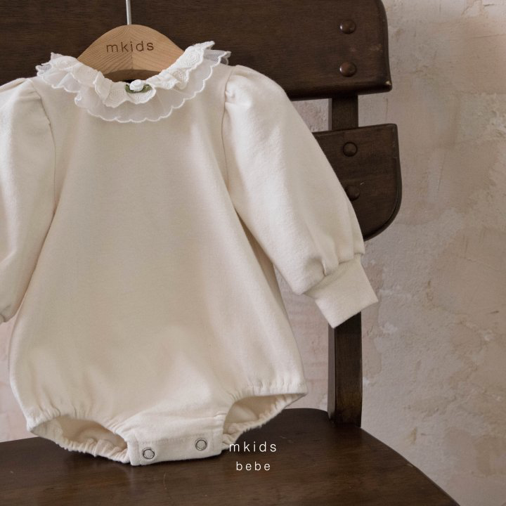 Ella Lace Suit (pre-order)