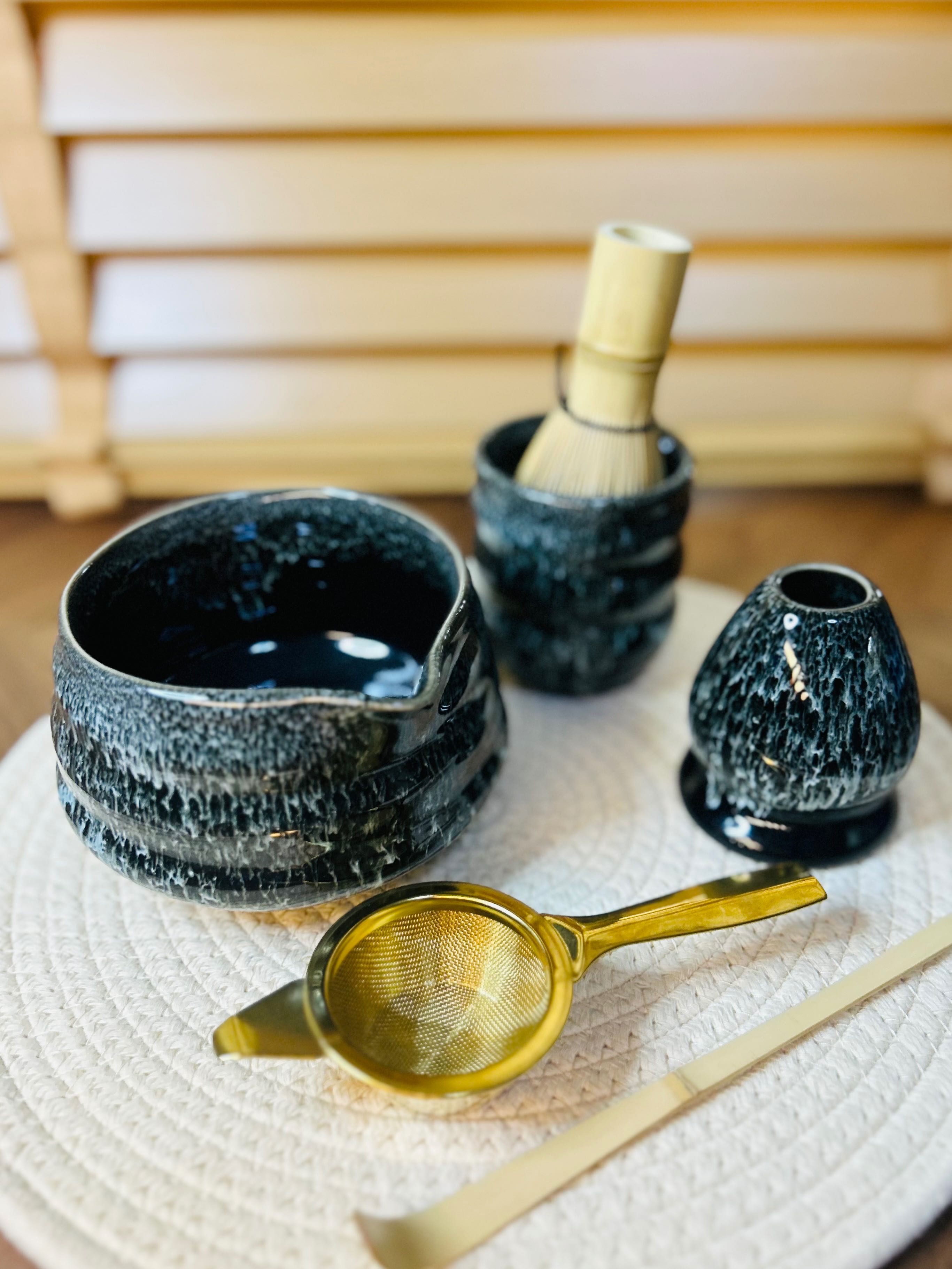 🍵𝑪𝒉𝒂𝒘𝒂𝒏 : Matcha Triple Set🔘BLACK  เซต 3 ชิ้น ชามชงมัทฉะ & แท่นวางแปรง & ถ้วยชา