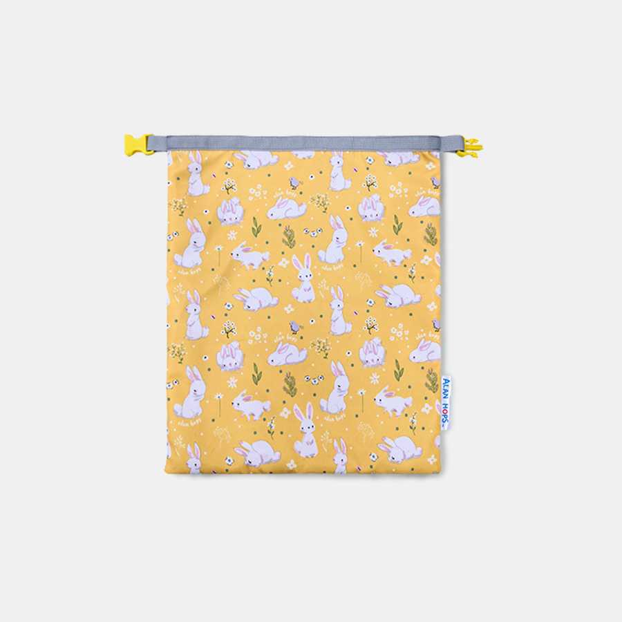 กระเป๋า Wet Bag ลาย Rene Rabbit (Yellow)