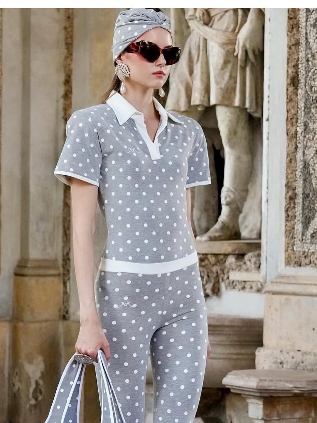 ROWEN ROSE POLKA DOTS SIGNATURE POLO - GREY POLKA DOTS