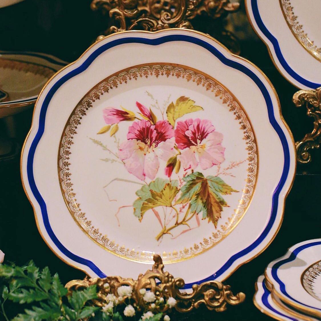จานสะสม ANTIQUE Wedgwood Collector Plate