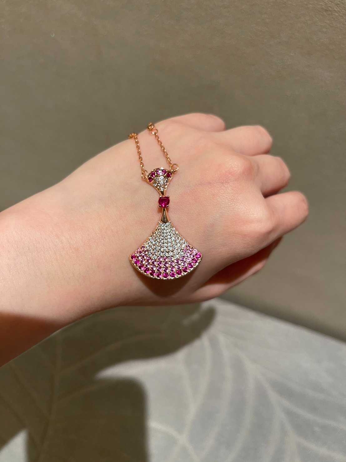 พร้อมส่ง pad's pink diamond pendant necklace