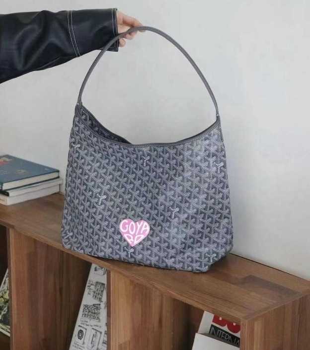 ( SALE ) GOYARD BOHEME HOBO BAG WITH HEART 🩷