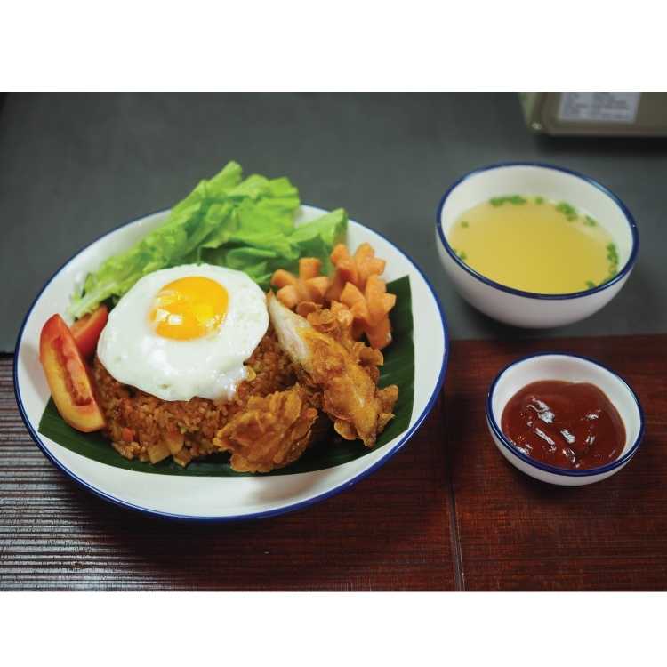 ข้าวผัดอเมริกันชิคเก้น