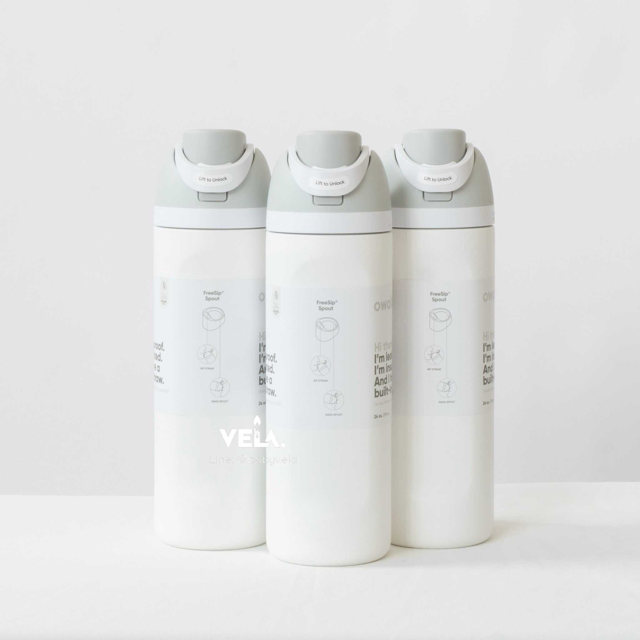 Owala FreeSip 24 oz (Shy Marshmallow)