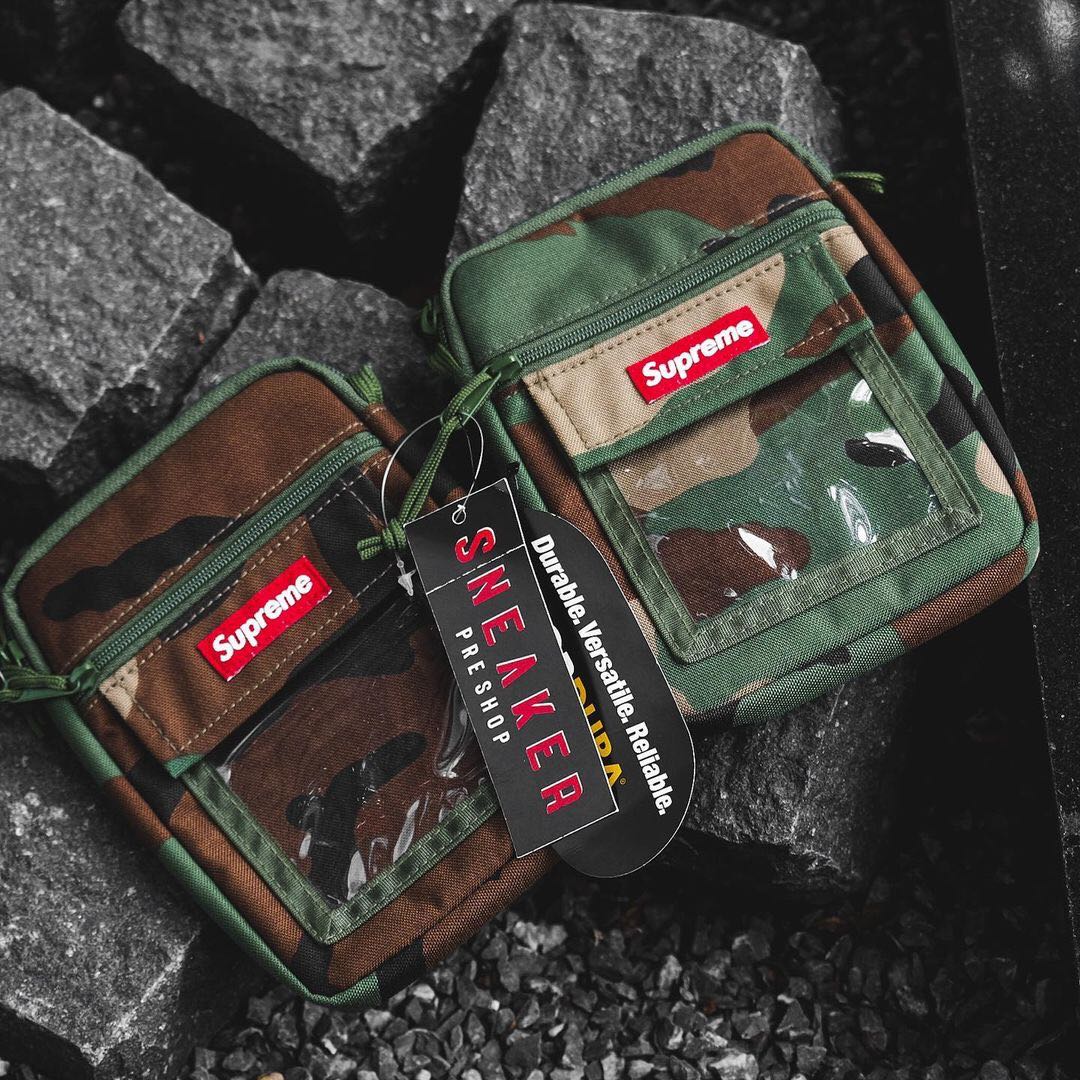 Supreme Utility Pouch “Woodland Camo” 