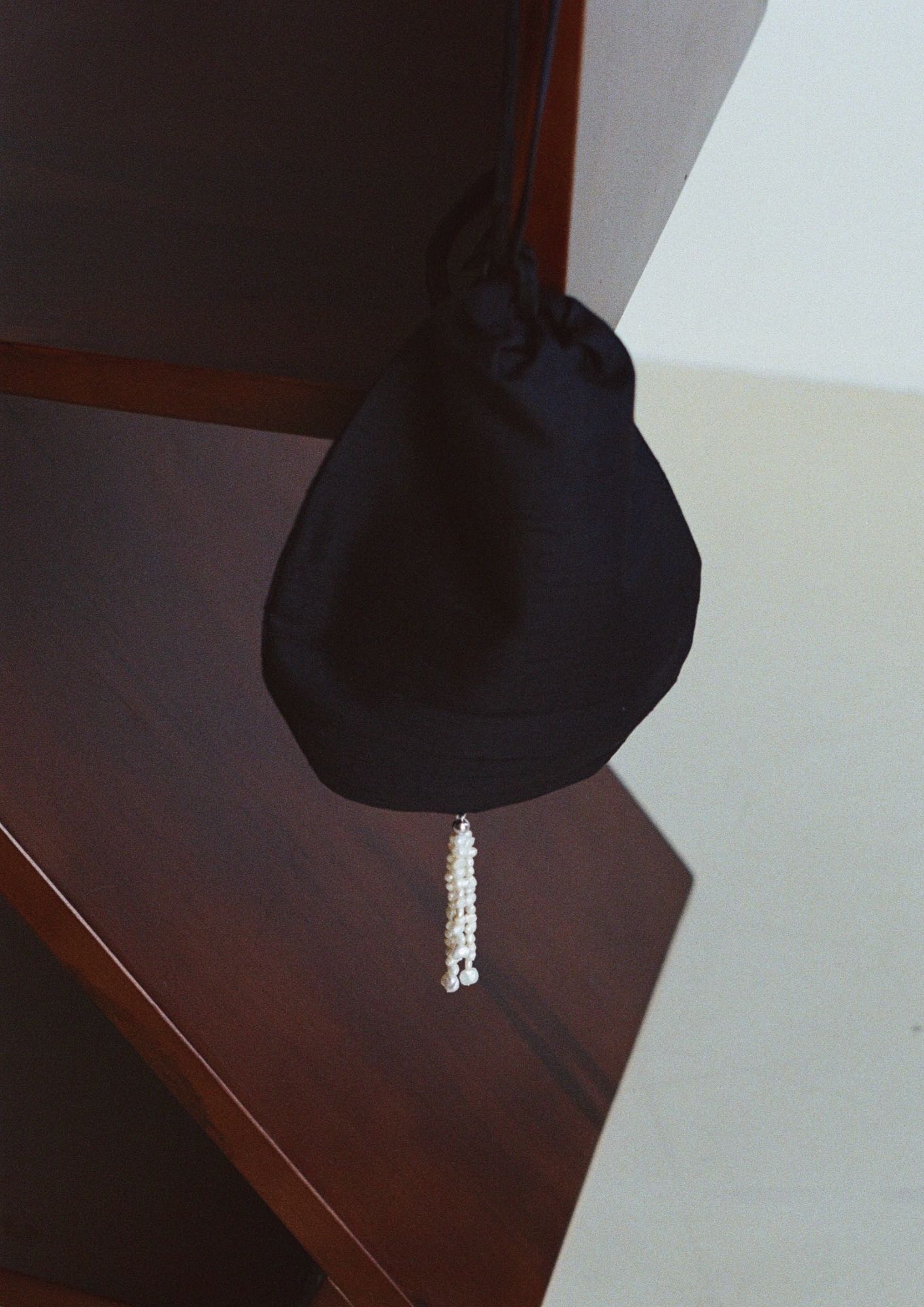 'PURL' Mini Pouch (Noir Silk)