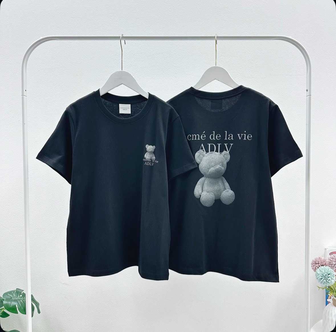 พร้อมส่ง  ADLV Women' Bear Block T-Shirt ( Black )