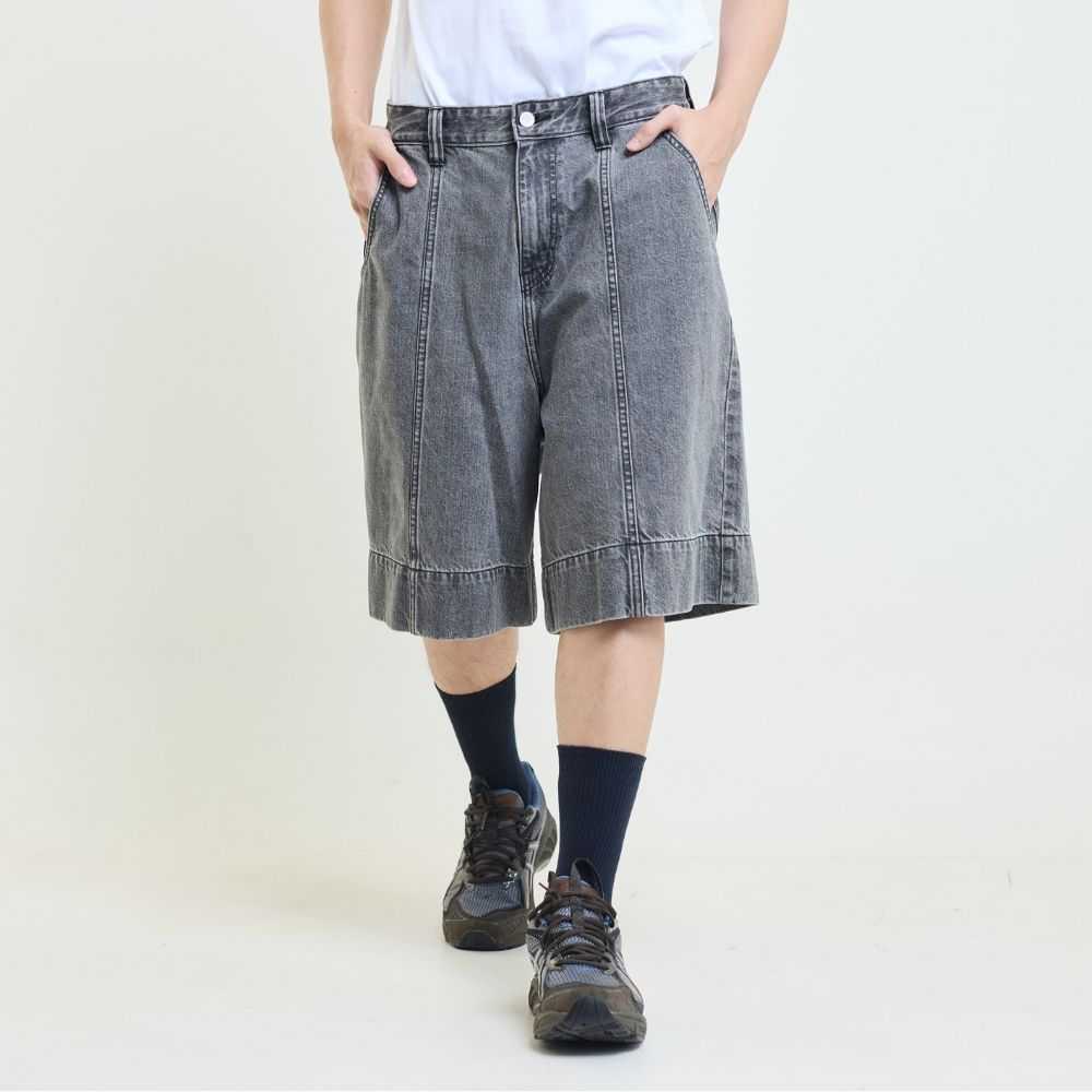 NAN WIDE SHORTS กางเกงยีนส์ขาสั้นผู้ชาย แฟชั่นผู้ชาย (PAINKILLER)