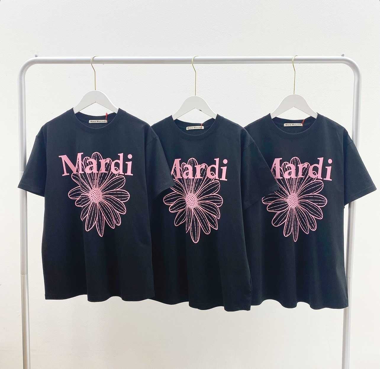 Mardi Flower T-shirt (New collection)