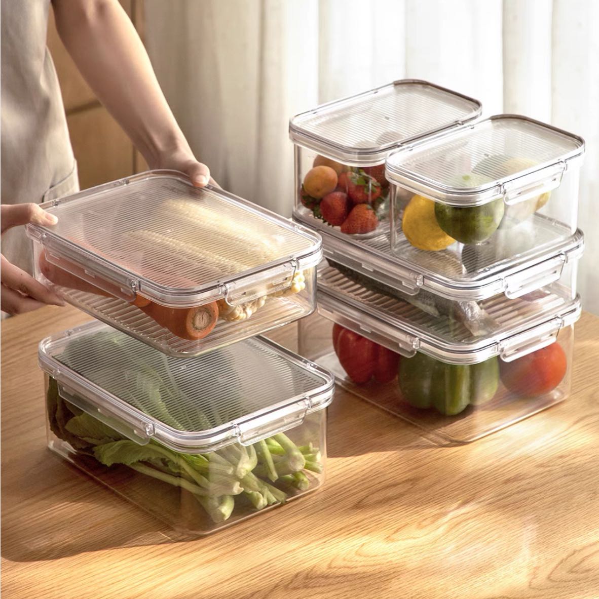 Refrigerator storage box กล่องเก็บของตู้เย็นพร้อมฝาปิดล็อค