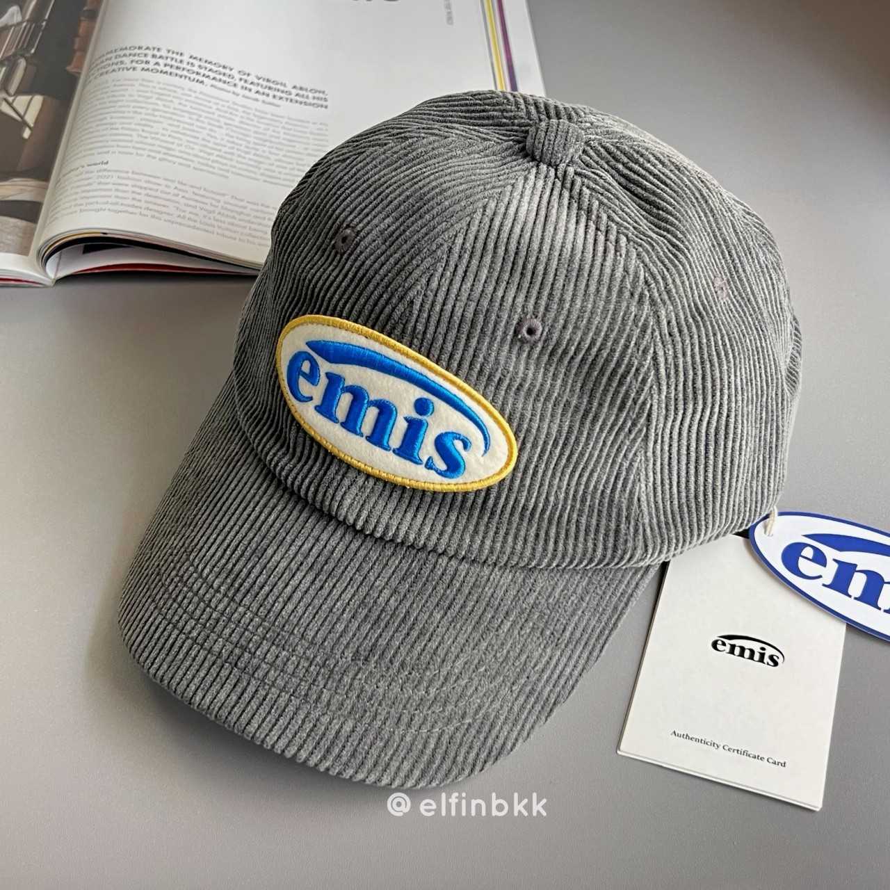 ขายดี⭐ Emis corduroy wappen ball cap หมวกแก๊ปลูกฟูก charcoal สีเทาเข้ม สีฟ้า ash blue สีชมพู สีครีม