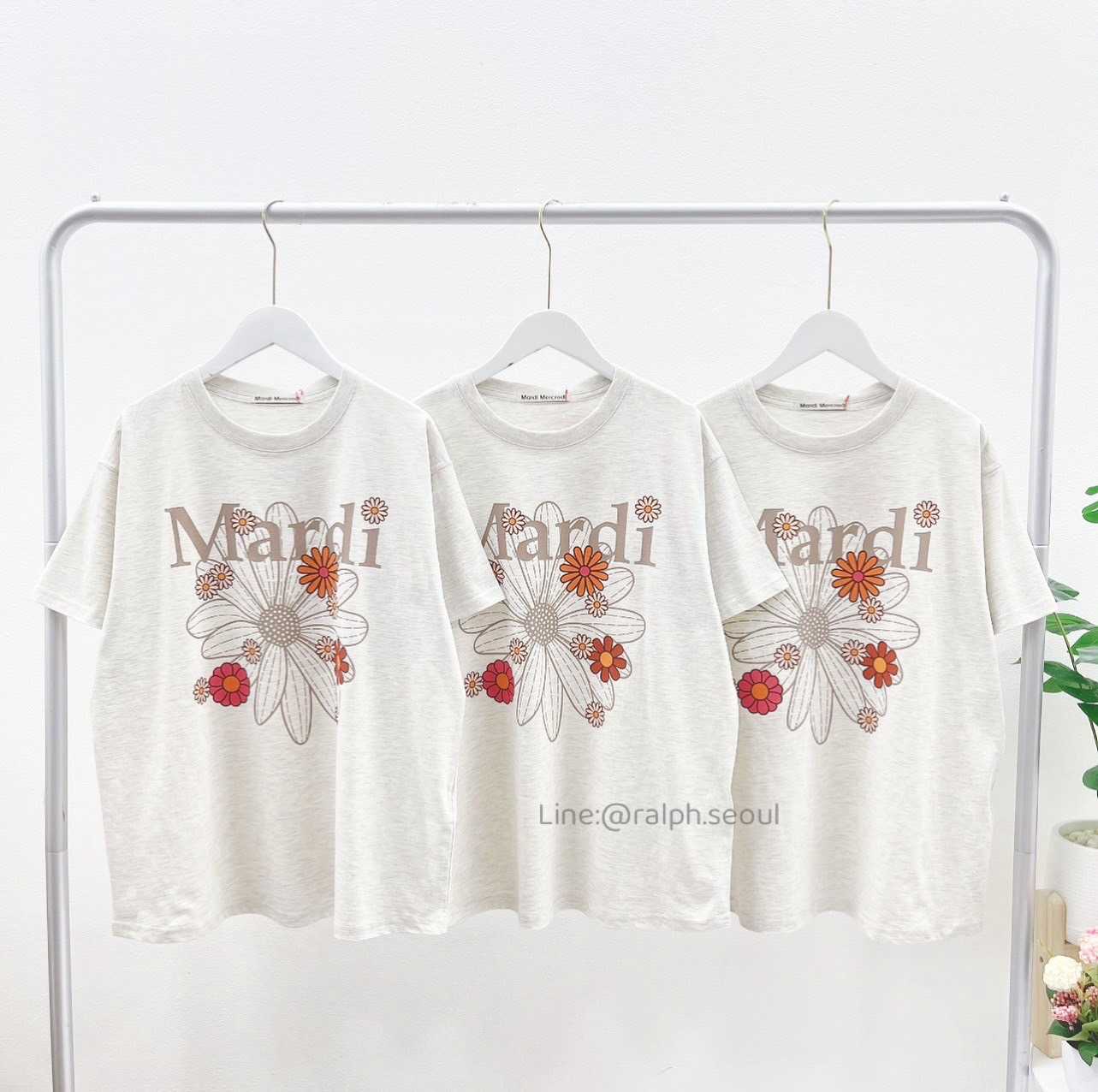 Mardi Flower Blossom T-shirt(OATMEAL/TAUPE) New!!!