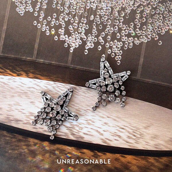 ต่างหูดาว Rhinestones Star earrings ต่างหูคลิป ต่างหูก้านเงินแท้ UA0988-01 Unreasonable Accessories