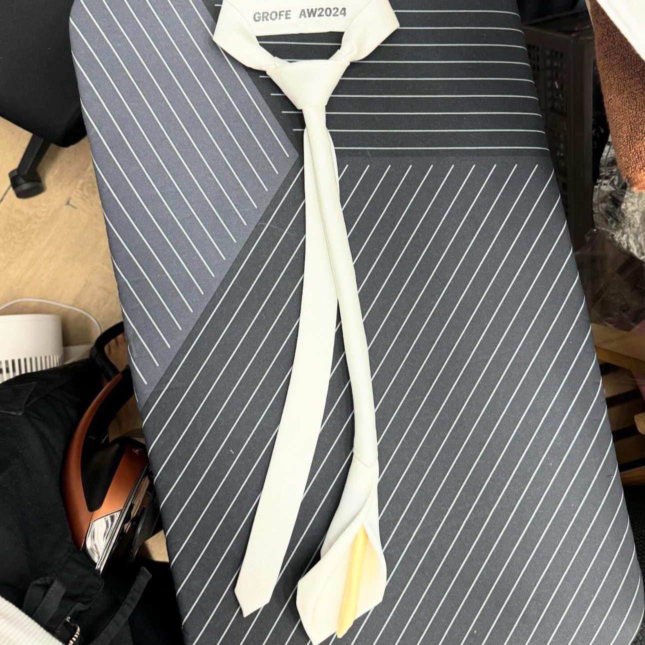 Pre-Order calla lily tie 