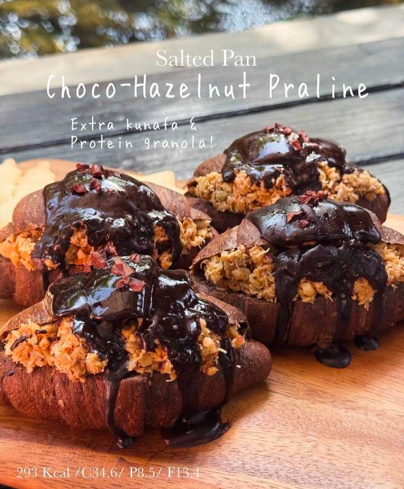 PekoPeko - Salted Pan Choco Hazelnut Praline