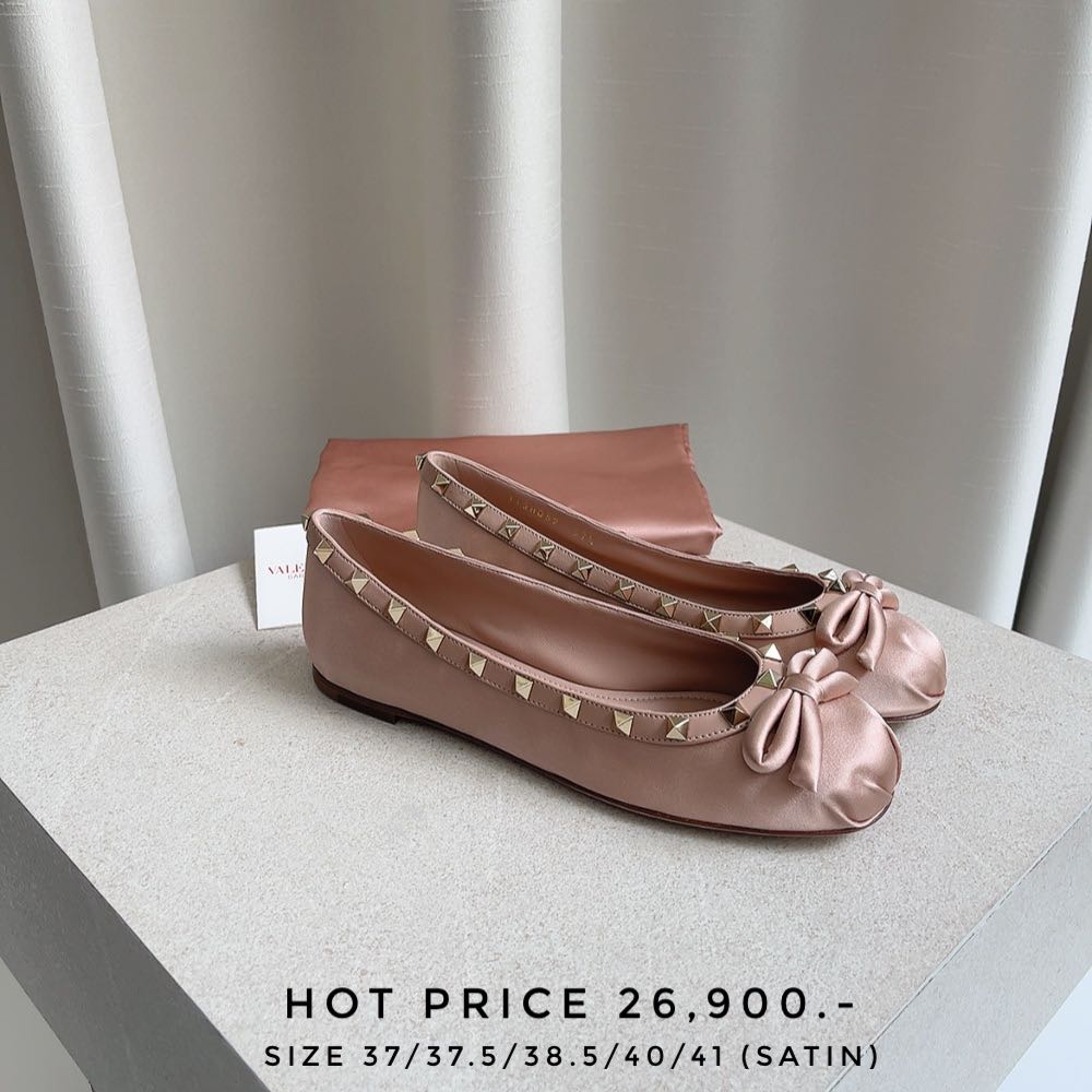 VALENTINO ROCKSTUD SATIN BALLERINA