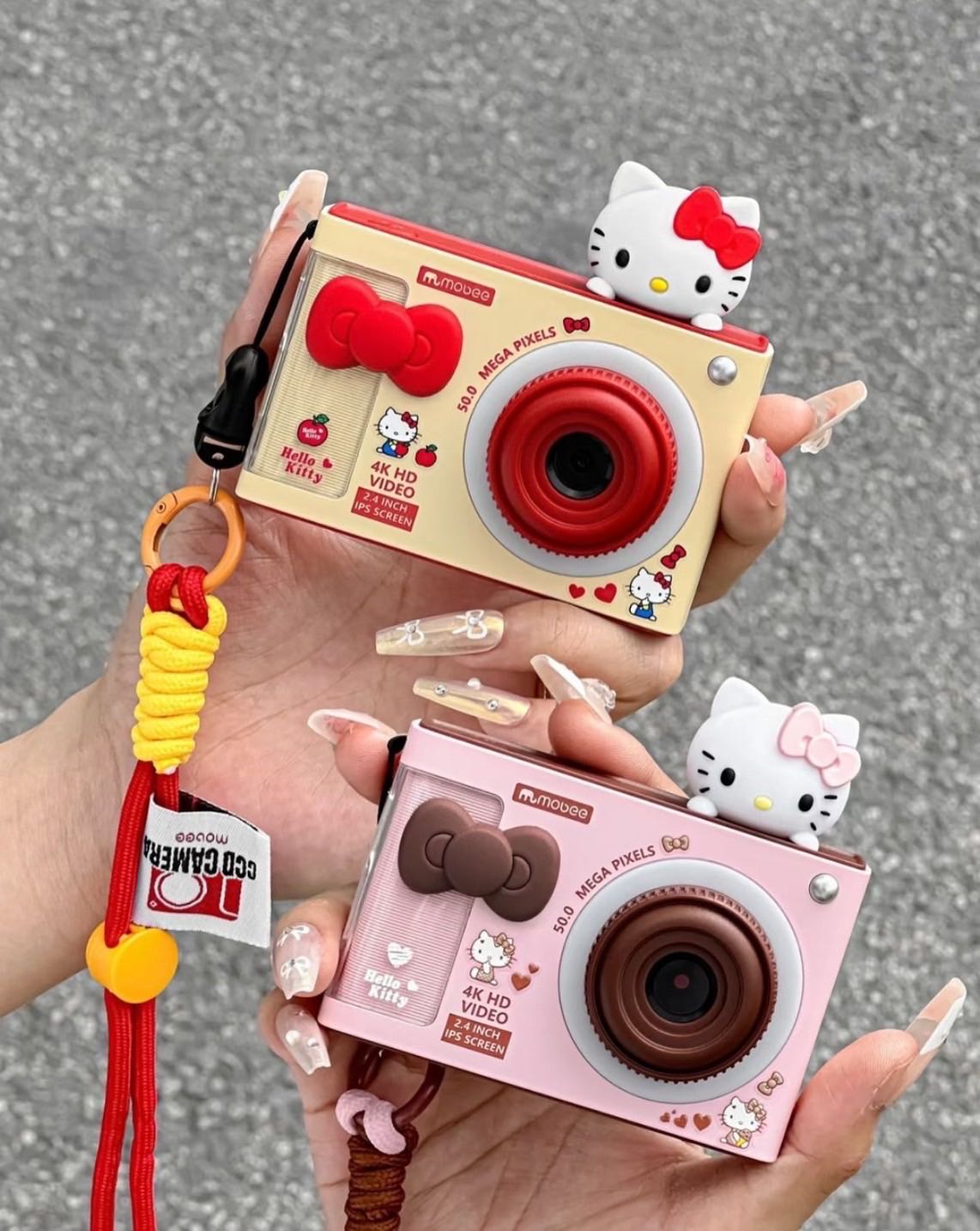 HELLO KITTY DIGITAL CAMERA 🍎  พร้อมส่ง สีครีม 