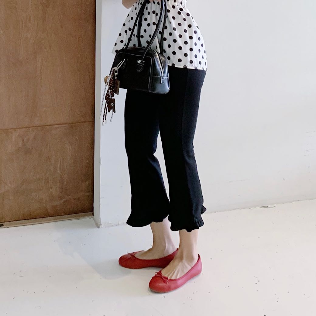 Ballet hem capri pants